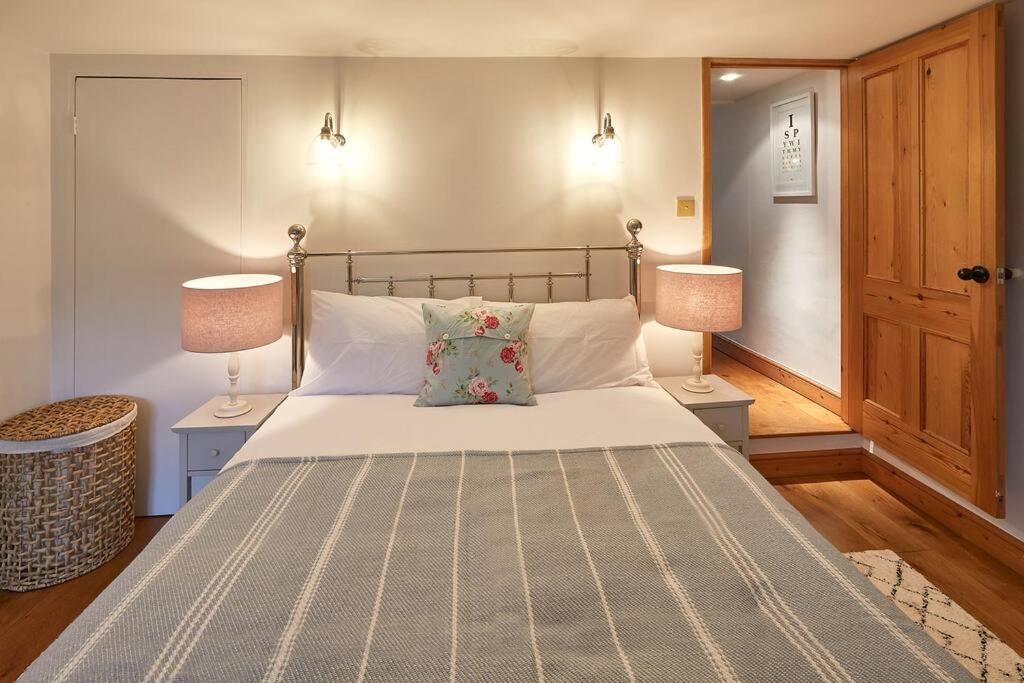 Stunning 3 Bed Yorkshire Dales Cottage Аплтривик Экстерьер фото