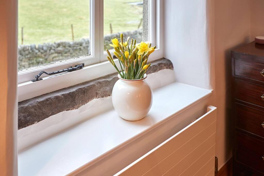 Stunning 3 Bed Yorkshire Dales Cottage Аплтривик Экстерьер фото